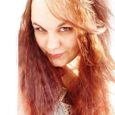 Лена Халилова's avatar image